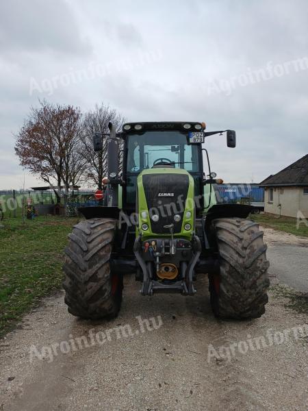 Claas axion 820