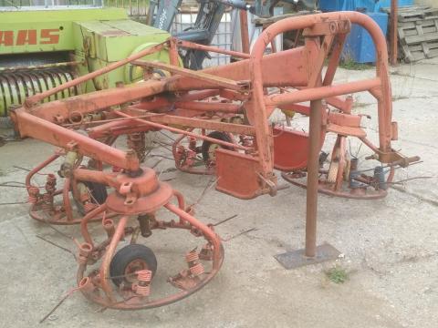 5 méter munkaszélességű kombinált rendsodró-rendterítő eladó 5 méter munkaszélességű kombinált rendsodró-rendterítő eladó