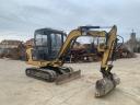 Caterpillar 302.5 minikotró