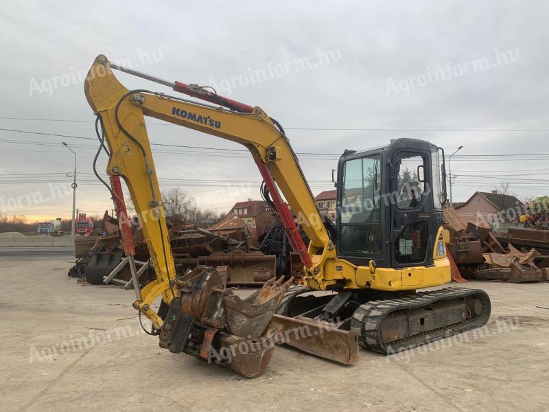 Komatsu PC55MR-3 minikotró
