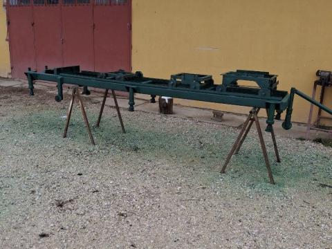 Traktor széthúzó pad eladó