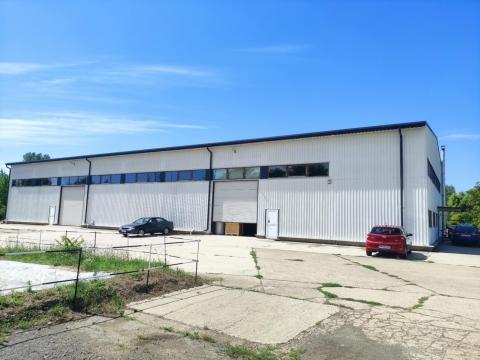 Eladó ipari telek Hajdúnánásban, 7 734 m² területtel és 2 400 m² épületekkel