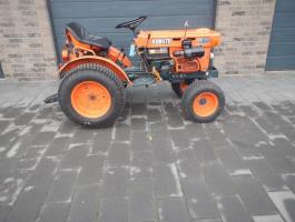 Kubota B5100 kompakt traktor,  keskeny nyomtávú traktor