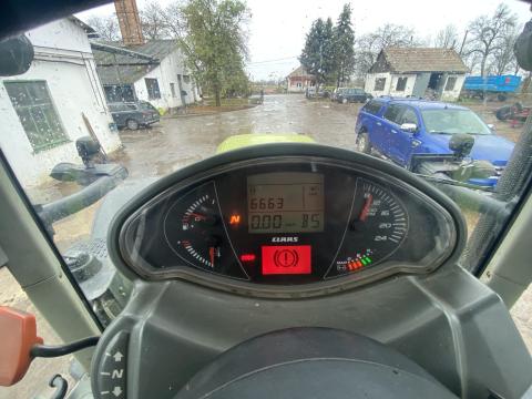 Claas Arion 640 traktor eladó, 2013-as évjárat, 6600 üzemórával