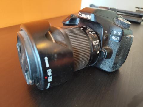 Canon EOS 80D(W) DS126591 fényképezőgép + efs 18-135 objektív