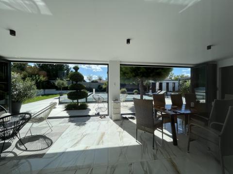 Debrecenben eladó luxus kategóriájú, minimalista stílusú penthouse ház! ÁRENGEDMÉNY 50 MILLIÓ FORINT Debrecenben eladó luxus kategóriájú, minimalista stílusú penthouse ház! ÁRENGEDMÉNY 50 MILLIÓ FORINT