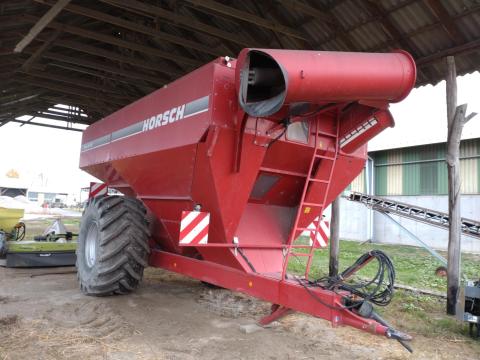 Eladó Horsch terményátrakó kocsi kiváló állapotban