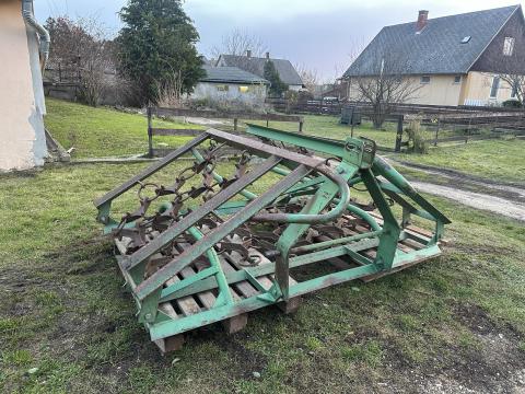 4 m rétborona - kézi nyitás 4 m rétborona - kézi nyitás