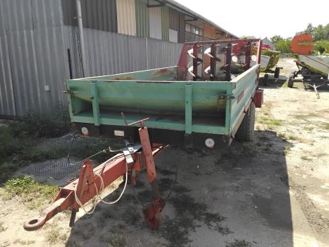 Technostroy 4, 5tonnás trágyaszóró