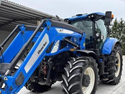New Holland T7.245PC MultiController Quice Q7S homlokrakodóval
