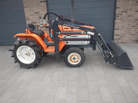 Kubota 1500 levehető homlokrakodóval – masszív, dízelmotoros kistraktor eladó ÉV VÉGI ‼️AKCIÓ‼️
