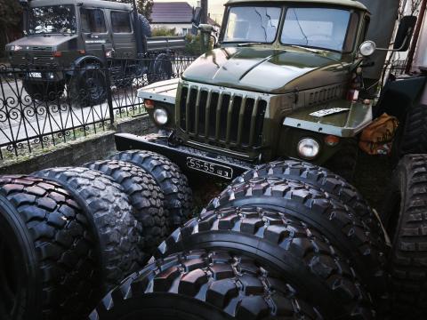 Ural, MAN, Iveco, Rába terepgumik 1400x20, 480/80R38, 440/80R24 honvédségi, katonai gumiabroncsok Ural, MAN, Iveco, Rába terepgumik 1400x20, 480/80R38, 440/80R24 honvédségi, katonai gumiabroncsok