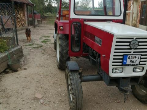 Steyr 30 traktor eladó, érvényes műszakival