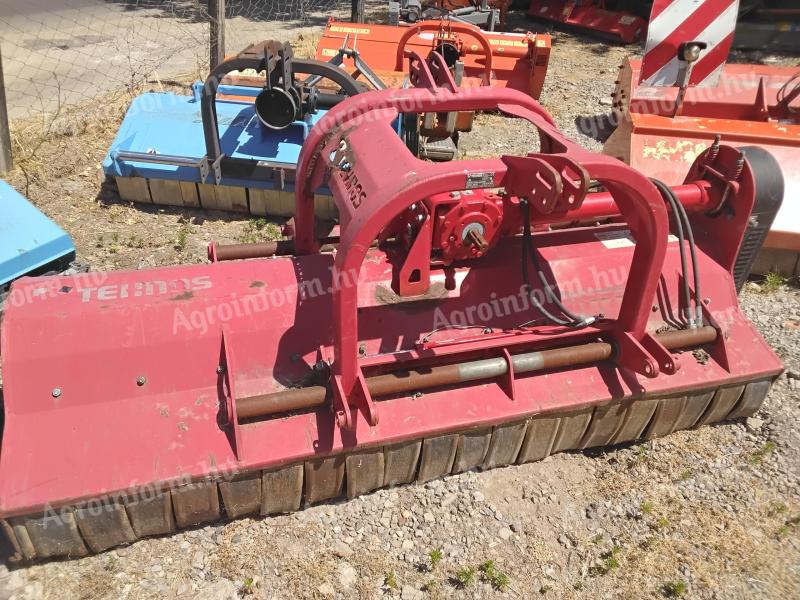 Tehnos 220cmes kalapácsos szárzuzó