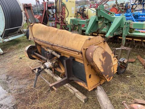 SZÁRZÚZÓ,  MULCSOZÓ,  VÍZSZINTESTENGELYŰ,  170 cm munkaszélességű