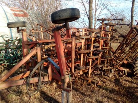 Vontatott, dupla rögtörős Rau vázas kultivátor 4,2 m