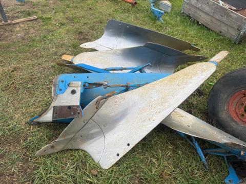 LEMKEN EKEFEJEK 6 db, 3 JOBBOS, 3 BALOS LEMKEN EKEFEJEK 6 db, 3 JOBBOS, 3 BALOS