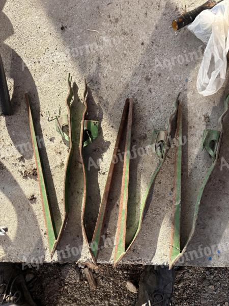 Kalászemelő eladó John Deere-hez