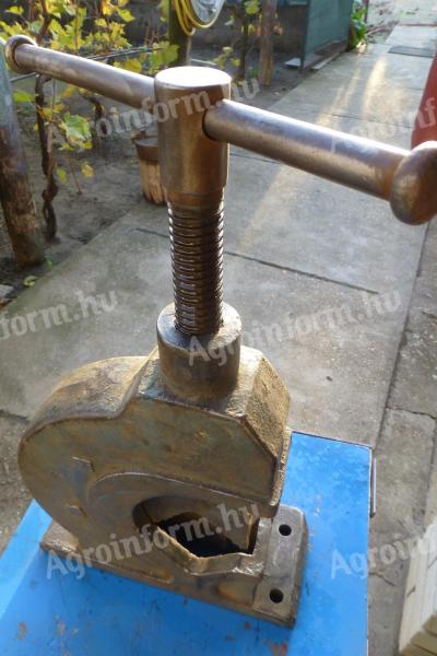 Csősatu eladó – 2 col befogásig, masszív kivitel