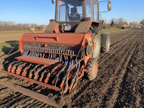 Tárcsás gabonavetőgép 3 méteres Tárcsás gabonavetőgép 3 méteres