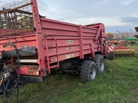 Eladó RA-100 trágyaszóró