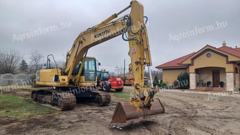 Komatsu PC 210-es típusú lánctalpas kotró