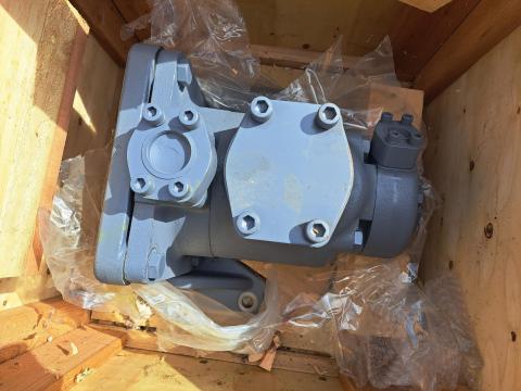 Eladó hidraulika szivattyú dupla lapátos 175 bar 134L/perc zsír új