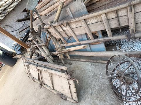 Eladó Szekér elemei