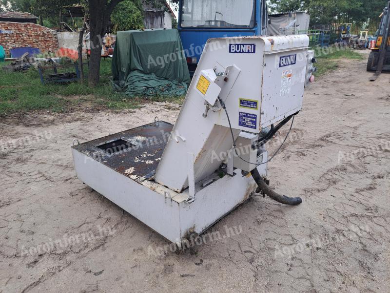 Eladó Bunri forgácskihordó szalag szállító szalag emulzió Tank