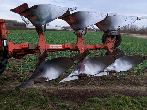 Rabewerk 3 fejes váltvaforgó eke új kopóalkatrészekkel eladó