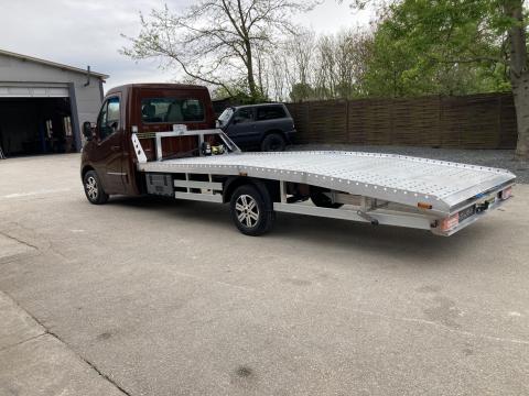 Autószállító autómentő felépítmény gyártása