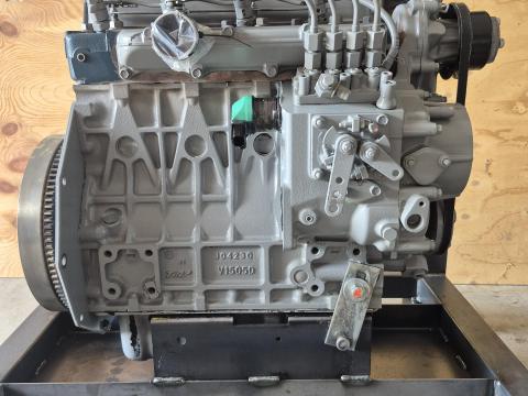 Kubota D1505 motorblokk felújított állapotban Kubota D1505 motorblokk felújított állapotban