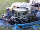 Johnson Evinrude 18 lóerős, 2 hengeres, beállt, hiányos csónakmotor alkatrésznek