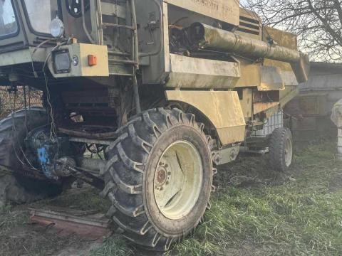 Eladó vagy cserélhető Fortshritt E514 kombájn Eladó vagy cserélhető Fortshritt E514 kombájn