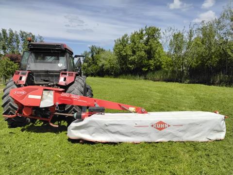 Kuhn 350cmes disces fűkasza Kuhn 350cmes disces fűkasza