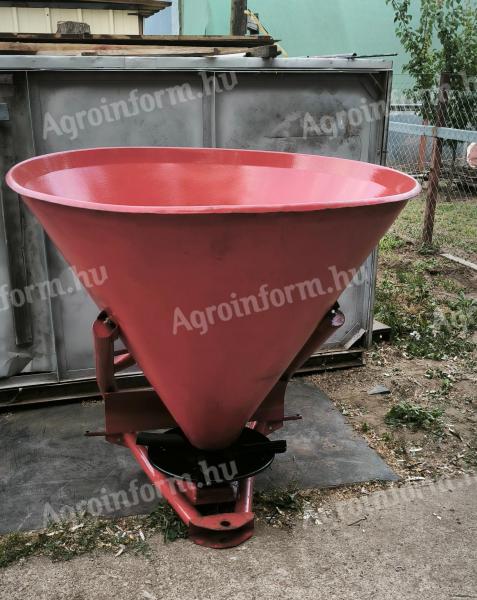 Eladó 500 literes műtrágyaszóró új csapágyakkal, szimeringgel