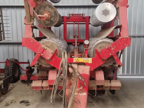 HE-VA Disc-Roller 630 félig függesztett rövidtárcsa eladó HE-VA Disc-Roller 630 félig függesztett rövidtárcsa eladó