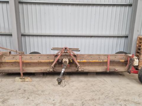 Mezőgép M1401 típusú szárzúzó eladó