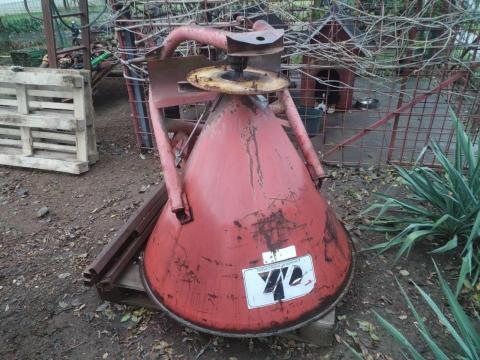 Eladó műtrágyaszóró Eladó műtrágyaszóró