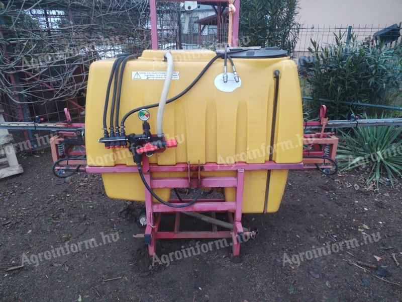 Eladó szántóföldi permetező