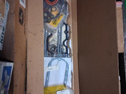 John Deere WTS 9560 kombájn alkatrészek eladók John Deere WTS 9560 kombájn alkatrészek eladók