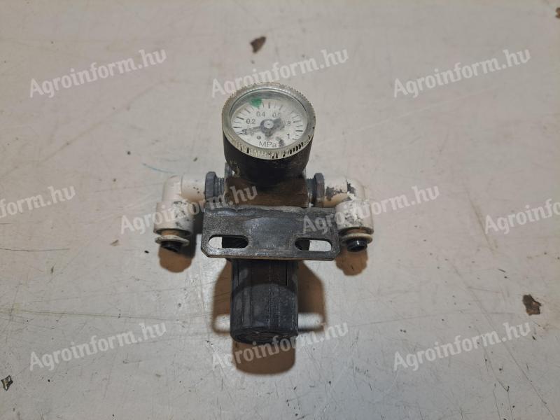 Eladó SMC nyomás csökkentő szabályzó szelep AR2060-02BG