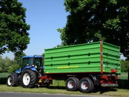 Strautmann STK 1002 – Német minőségű, három oldalra billenthető pótkocsi raktárról, akciós áron