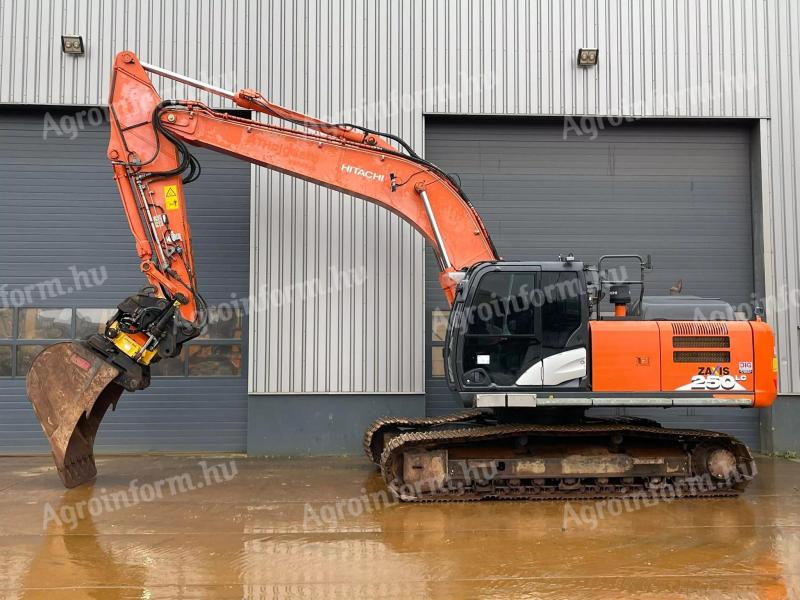 Hitachi ZX250LC-6 / 2018 / 9800 üzemóra / Lízing 20%-tól