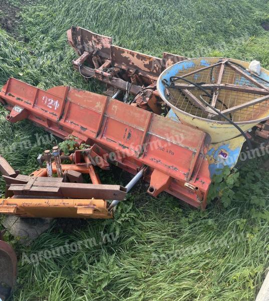 Mezőgazdasági hóekék és sószóró adapter eladó