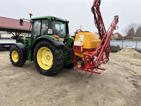 Forrás 600/15 függesztett permetező, 15 méteres kerettel eladó Forrás 600/15 függesztett permetező, 15 méteres kerettel eladó