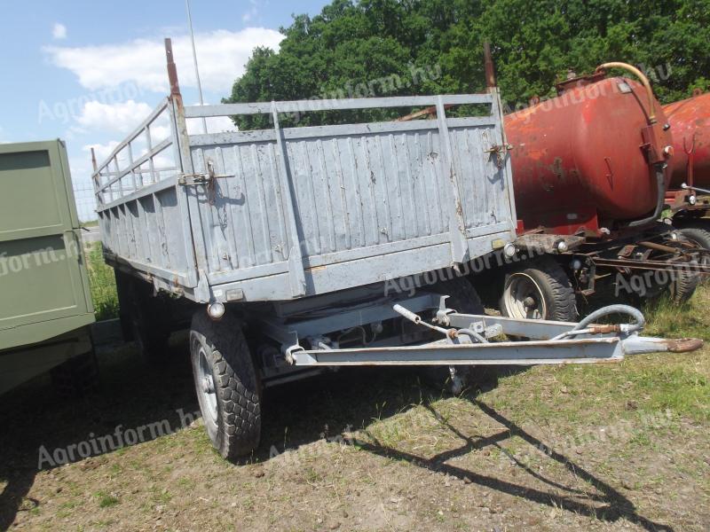 E5/2-es pótkocsi eladó