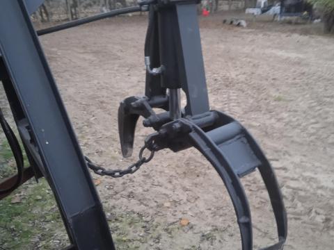 Erdészeti rönkfogó/rönkvonszoló kanál eladó Erdészeti rönkfogó/rönkvonszoló kanál eladó