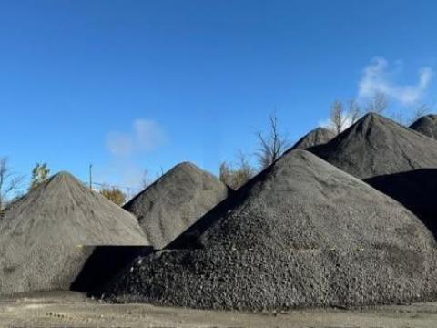 Szénpor ingyenesen elvihető, megújuló energiaforrás Szénpor ingyenesen elvihető, megújuló energiaforrás