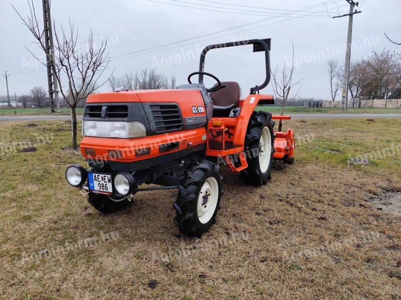 Kubota GL220 kistraktor 22 LE, 541 üzemóra, szervókormány, 4x4 hajtás, eladó tulajdonostól